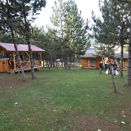 Nesilce Tatil Koeyue 3* Mengen
