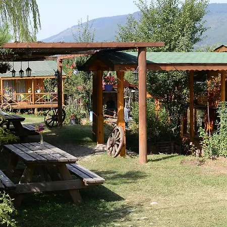 게스트하우스 Nesilce Tatil Koeyue Mengen