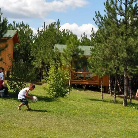 게스트하우스 Nesilce Tatil Koeyue 3*